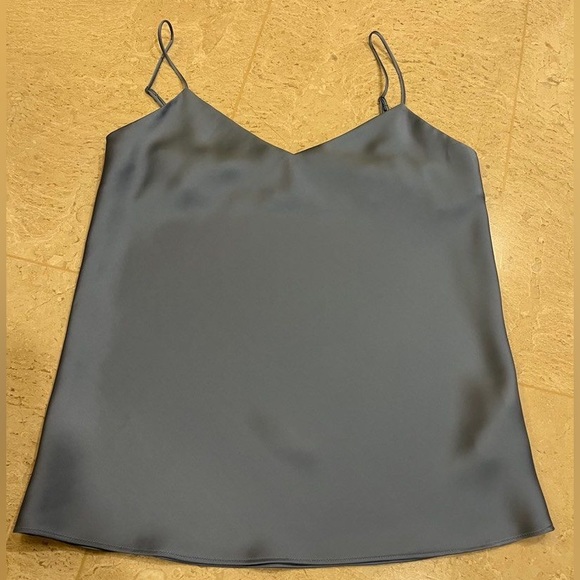 Club Monaco satin top - Picture 4 of 5